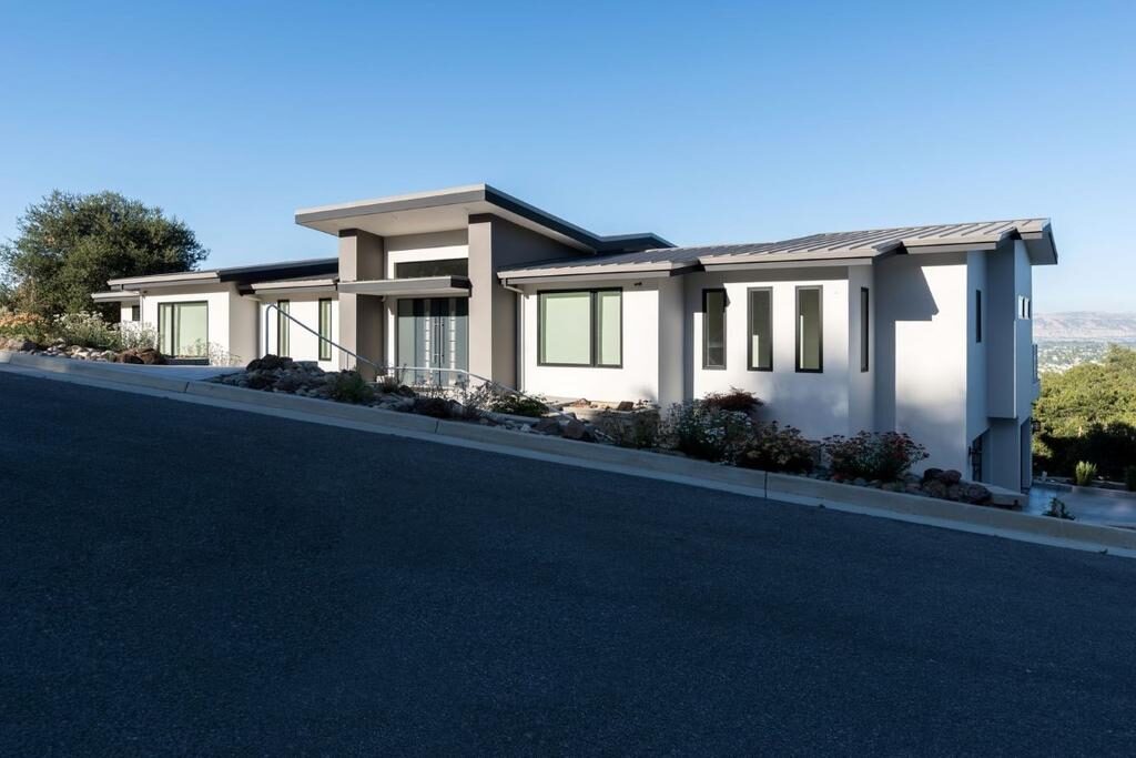 Gilroy Home 15